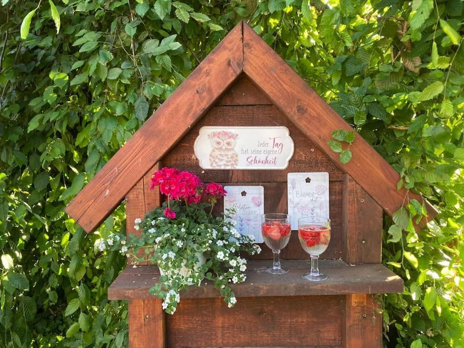 Helle Wohnung Mit Wintergarten - Nahe Ruhrgebiet Und Freizeitpark Movie Park Bottrop Luaran gambar